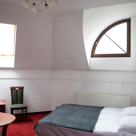 Gosciniec Czarci Mlyn Bed & Breakfast Będzin Dış mekan fotoğraf