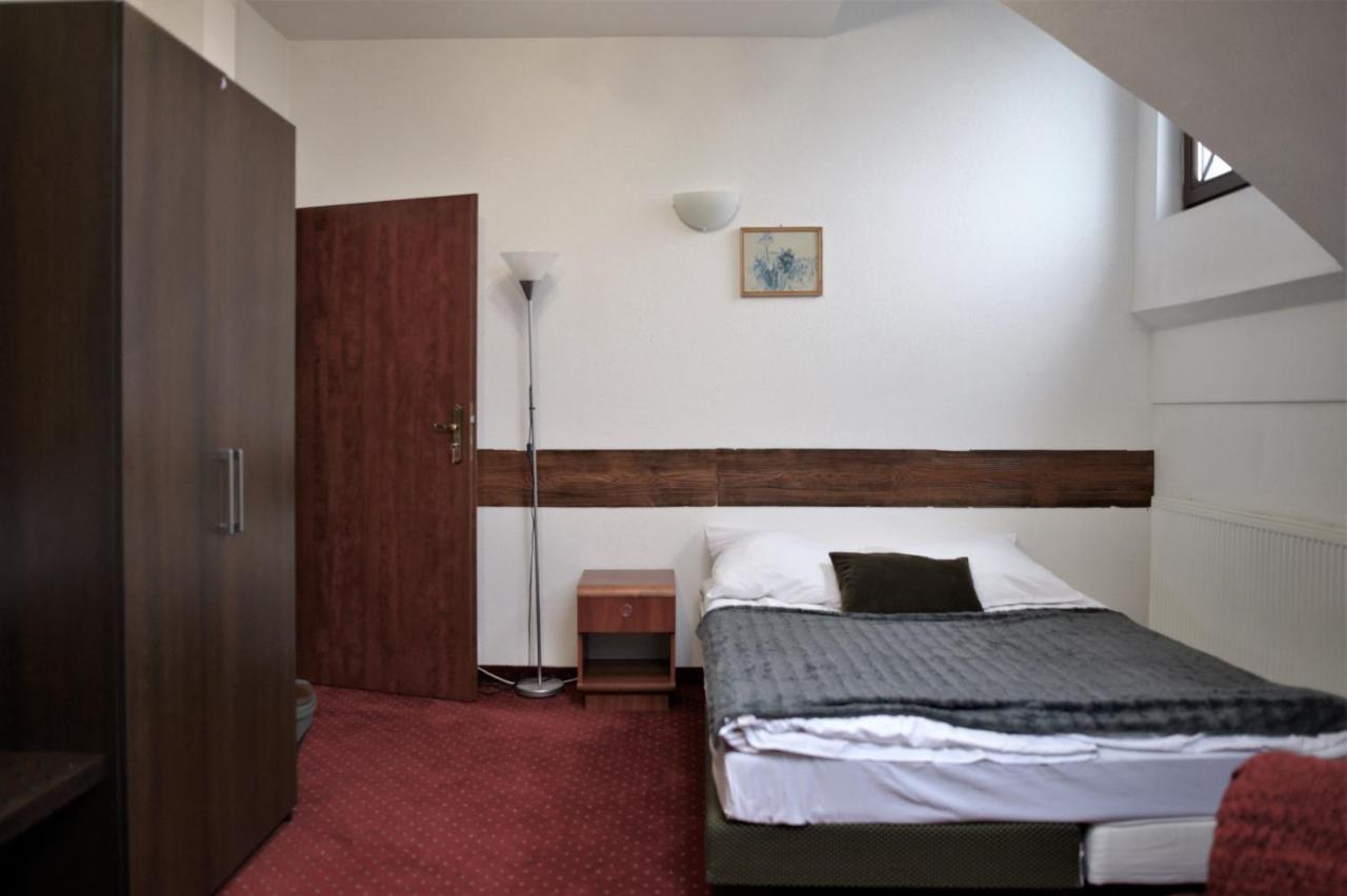Gosciniec Czarci Mlyn Bed & Breakfast Będzin Dış mekan fotoğraf
