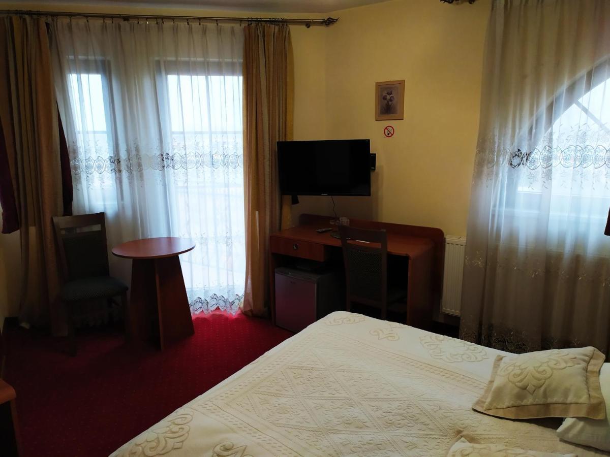 Gosciniec Czarci Mlyn Bed & Breakfast Będzin Dış mekan fotoğraf