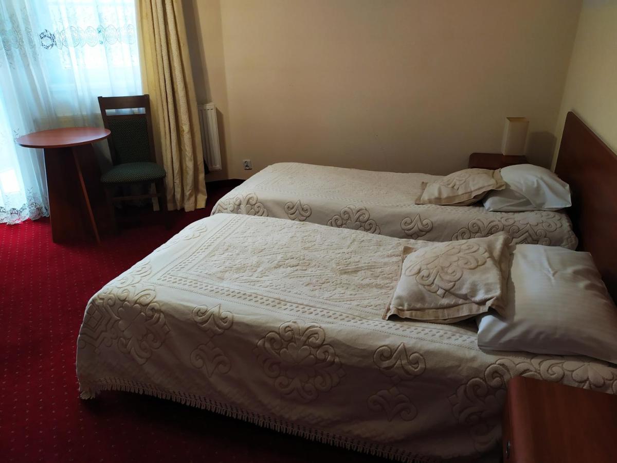 Gosciniec Czarci Mlyn Bed & Breakfast Będzin Dış mekan fotoğraf