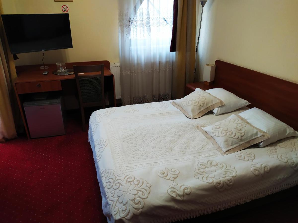 Gosciniec Czarci Mlyn Bed & Breakfast Będzin Dış mekan fotoğraf